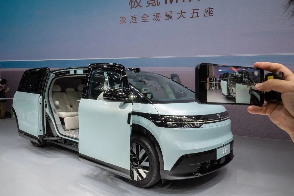 China Races Ahead in EV Market as Western Rivals Rely on GMU Supply Chains